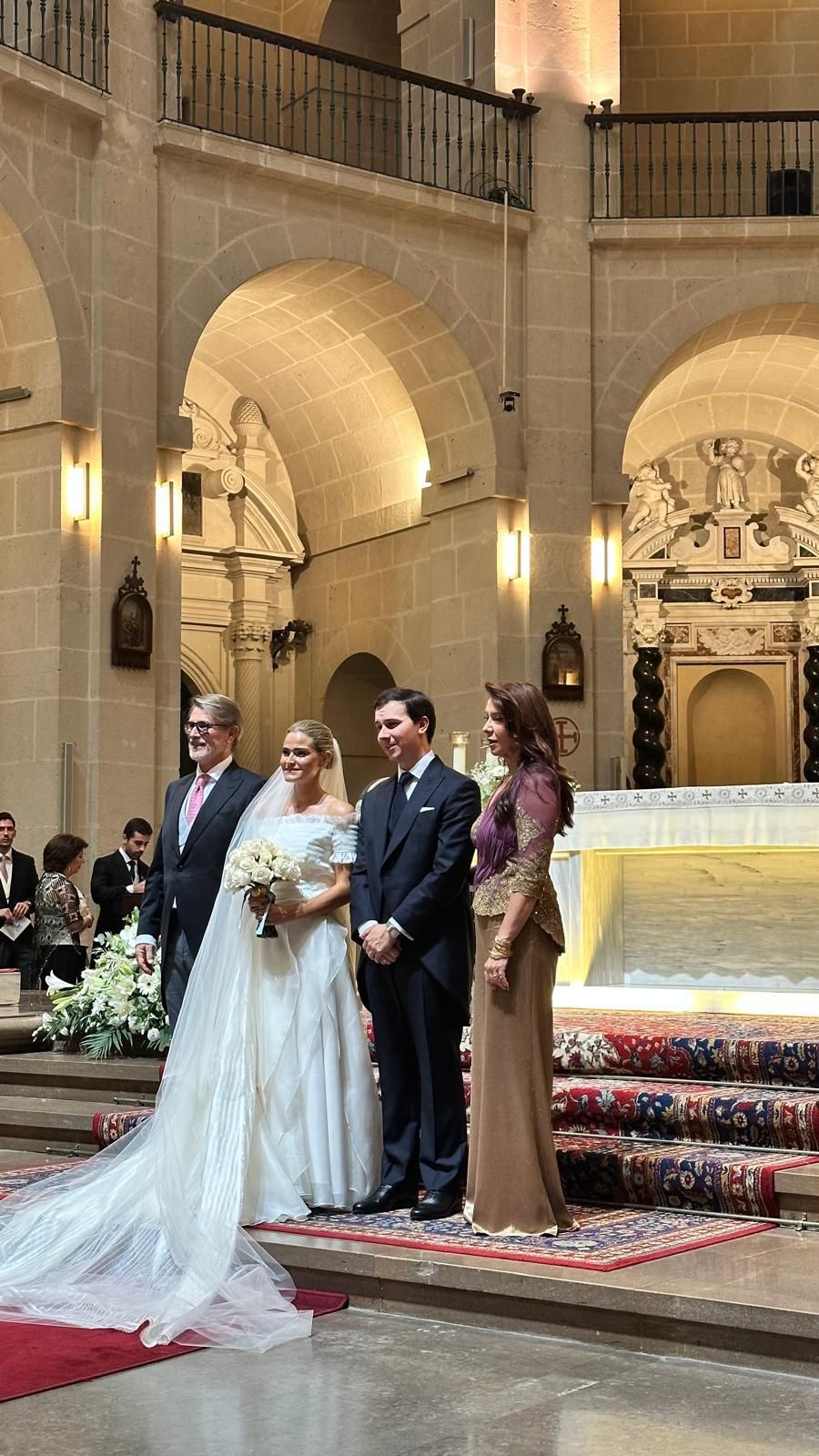Las imágenes de la boda de Alberto Broseta y Paula Lissorgues