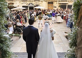 Alberto y Paula, tras la boda celebrada en Alicante.