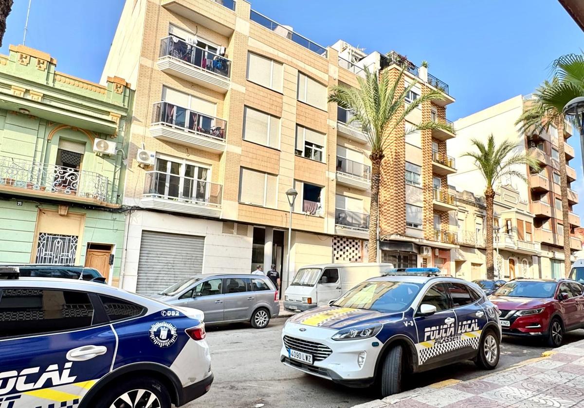 Edificio ocupado ilegalmente en Picassent.
