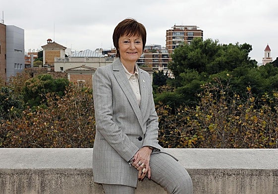 La rectora de la Universitat de València, Mavi Mestre.