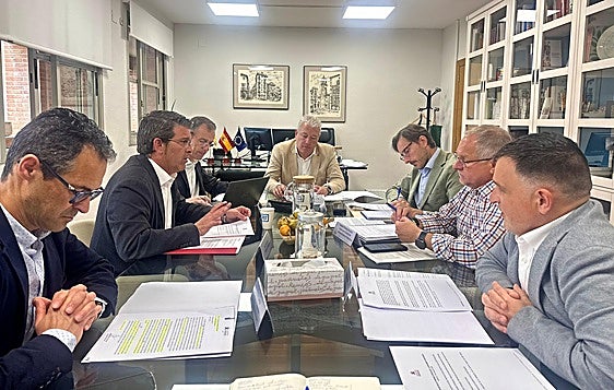 Reunión entre Ayuntamiento y Conselleria para el modificado del proyecto y la inversión.