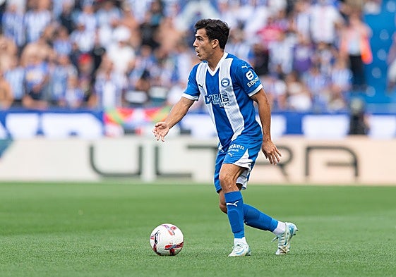 Manu Sánchez durante un encuentro con el Deportivo Alavés.