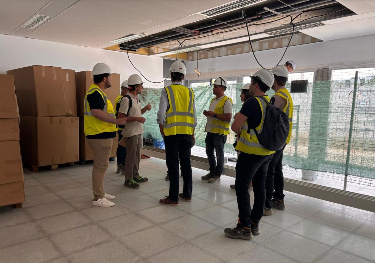 Visita de obras al instituto afectado por la dana.