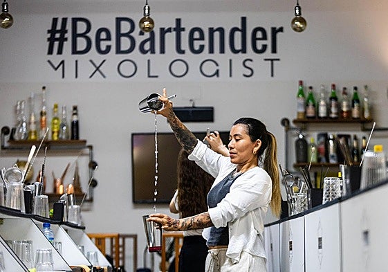 Escuela de cocteleros en Valencia