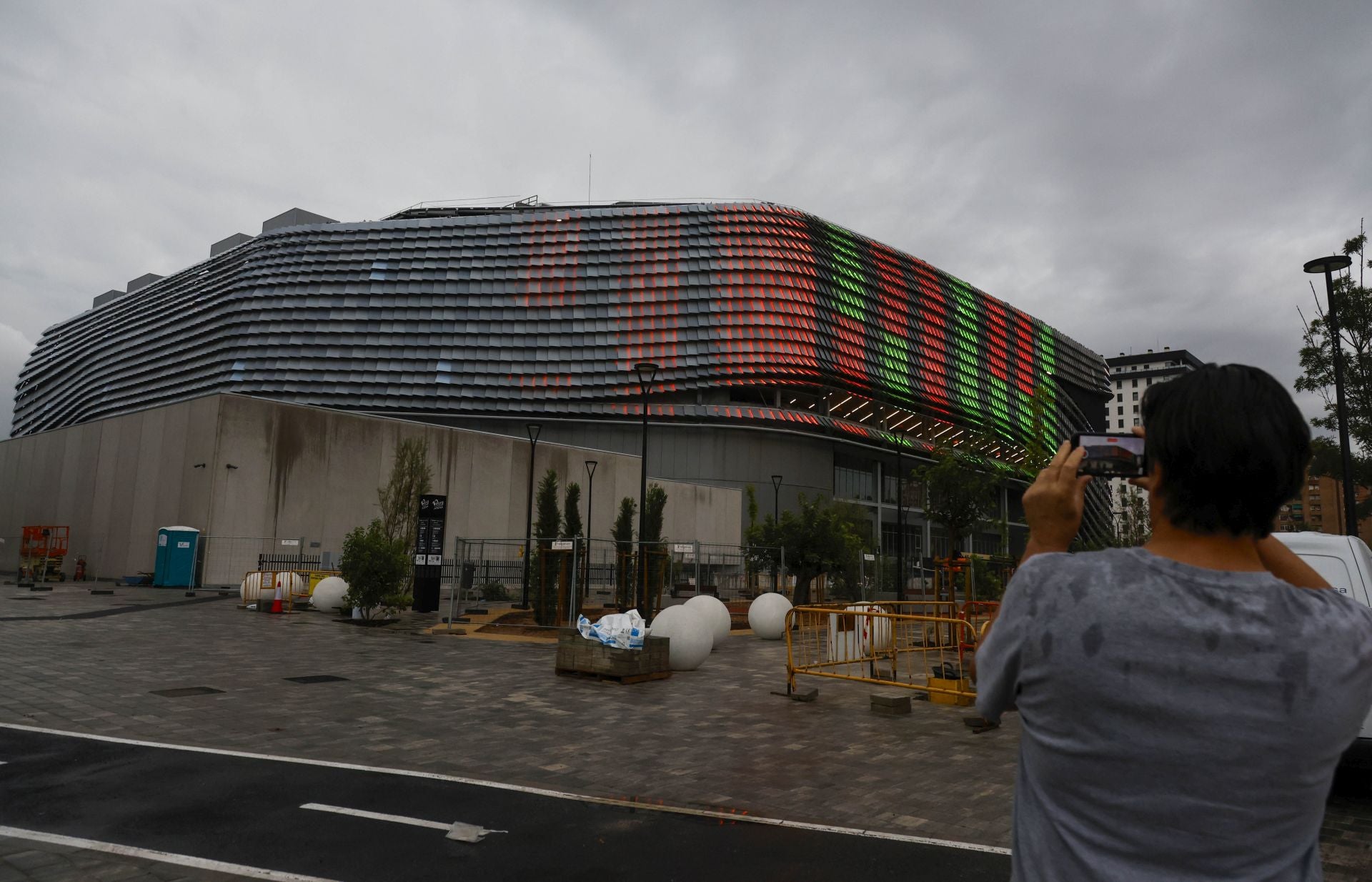 FOTOS | La piel del Roig Arena se viste de luces