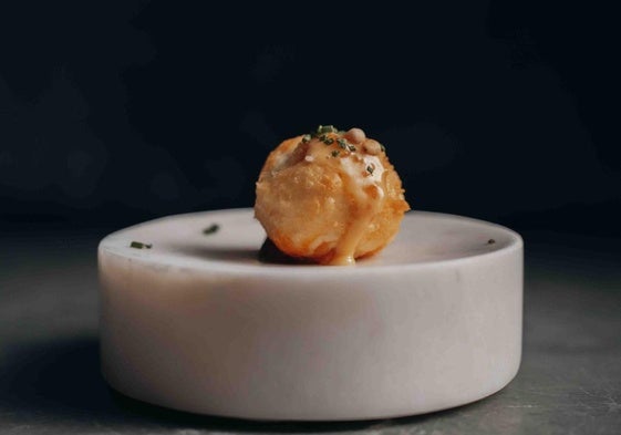 Buñuelo de bacalao.