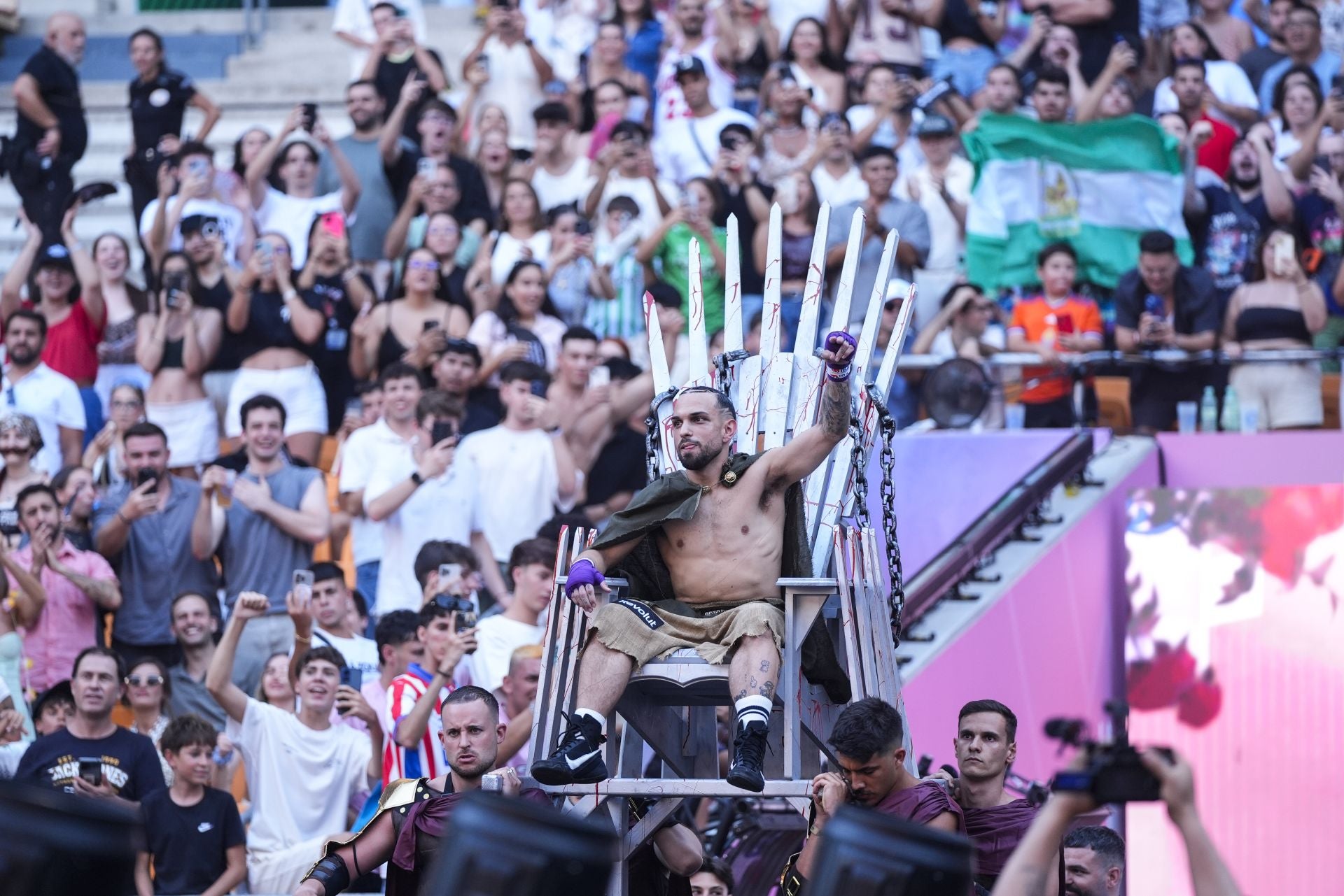 Fotos: Ibai Llanos conquista La Cartuja con La Velada del Año 5 y bate récords históricos en Twitch