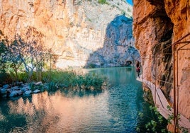 Ruta del Charco Azul, Chulilla.