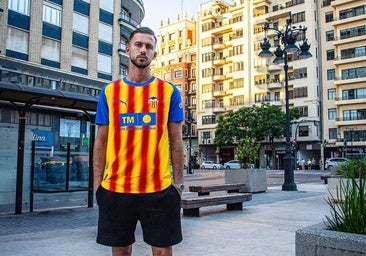 Copete ya es jugador del Valencia y firma hasta 2029