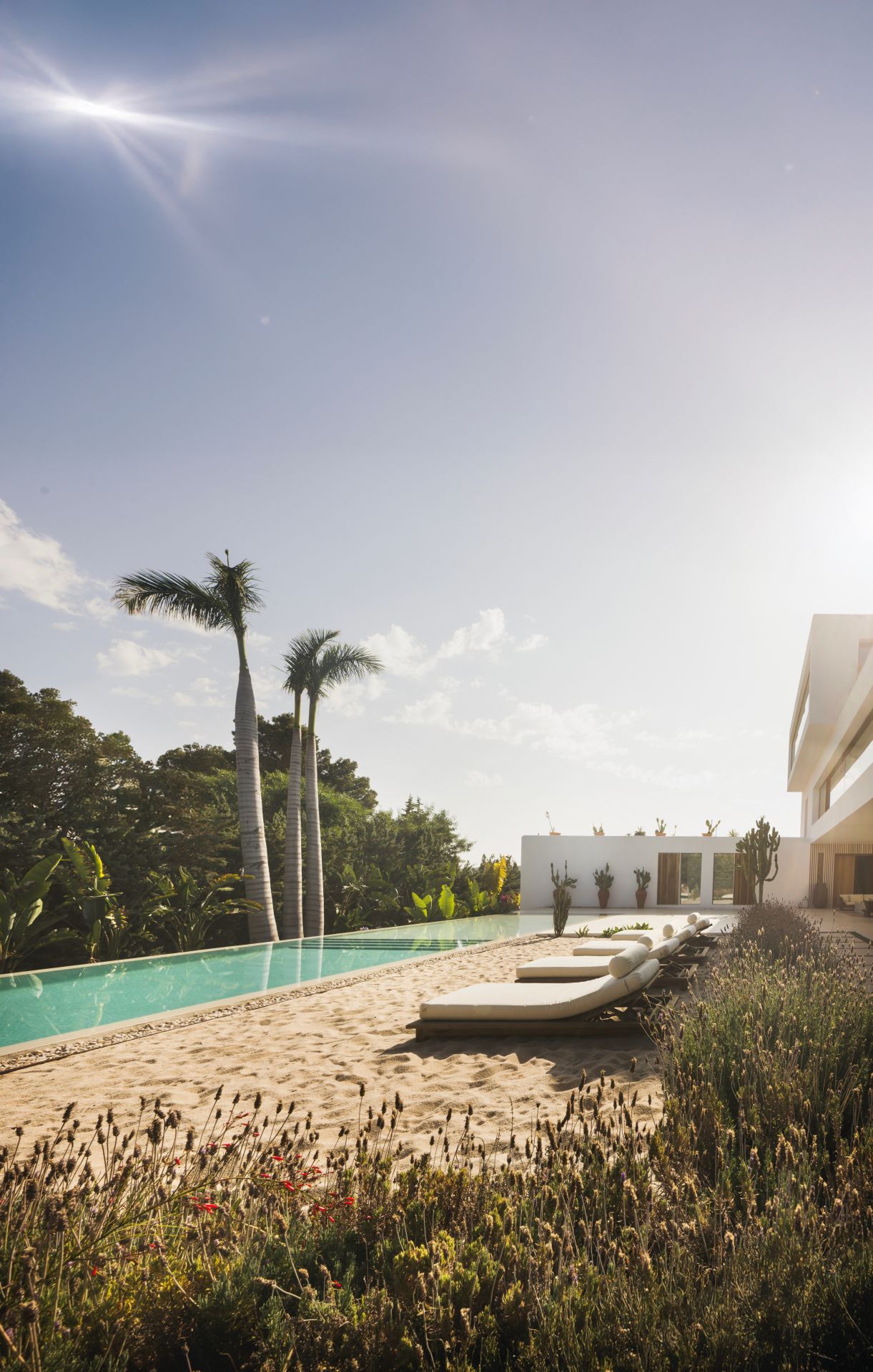 El interior de la casa en Ibiza proyectada por Ampa Costa