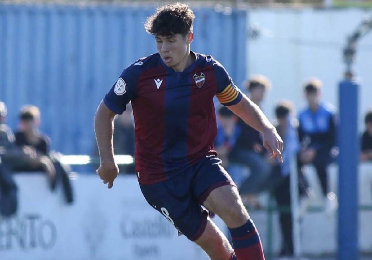 Carlos Torres durante la pasada temporada con el Levante.
