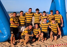 El equipo del Barbarians Marina Alta tras finalizar el torneo.