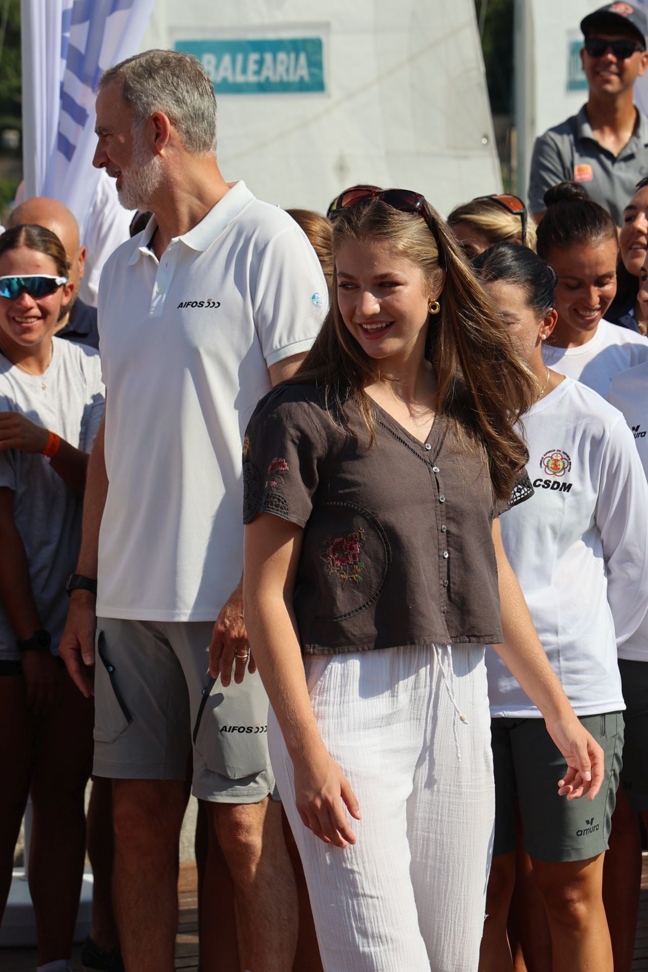 La princesa Leonor acompaña al rey Felipe VI al club náutico de Palma