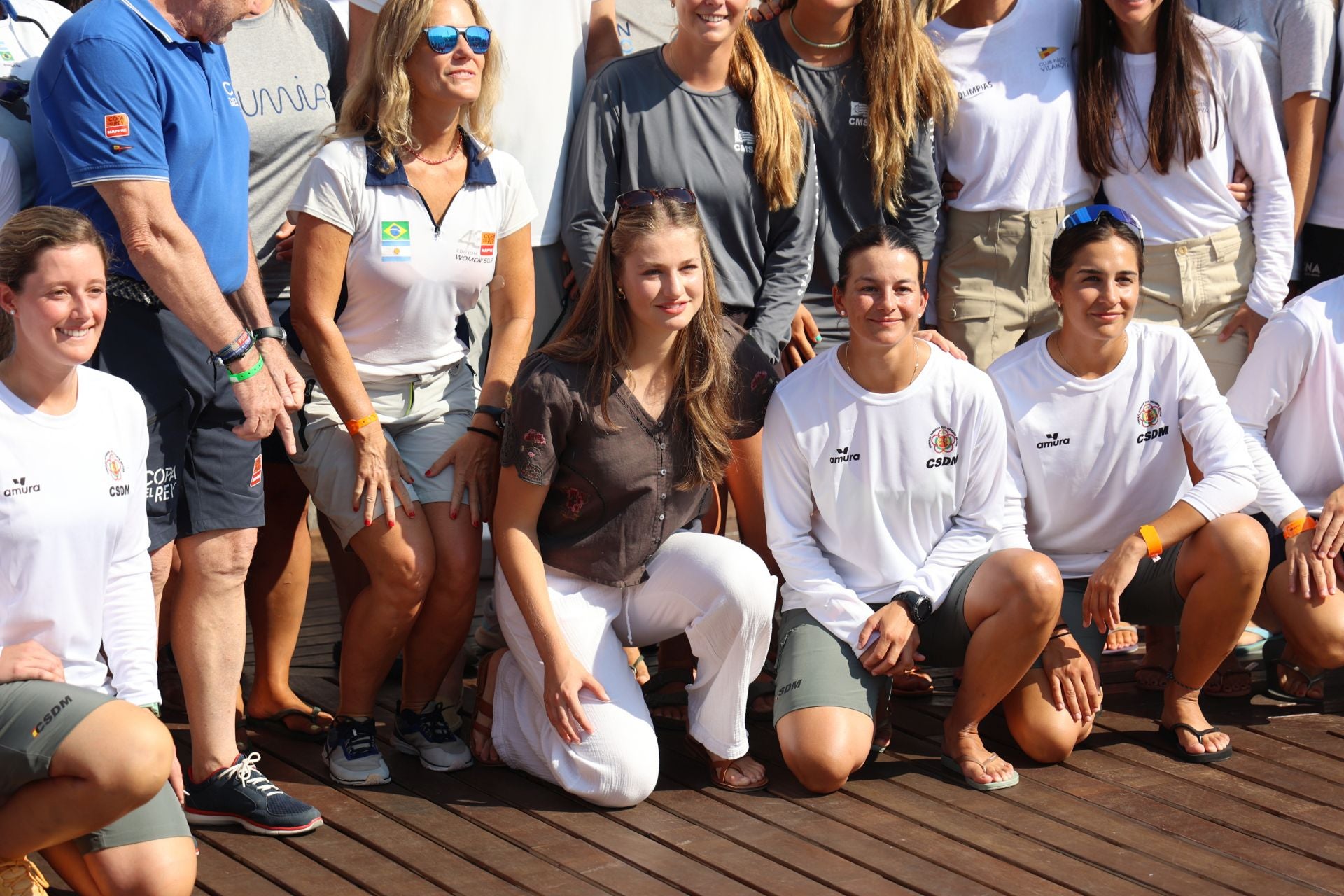 La princesa Leonor acompaña al rey Felipe VI al club náutico de Palma