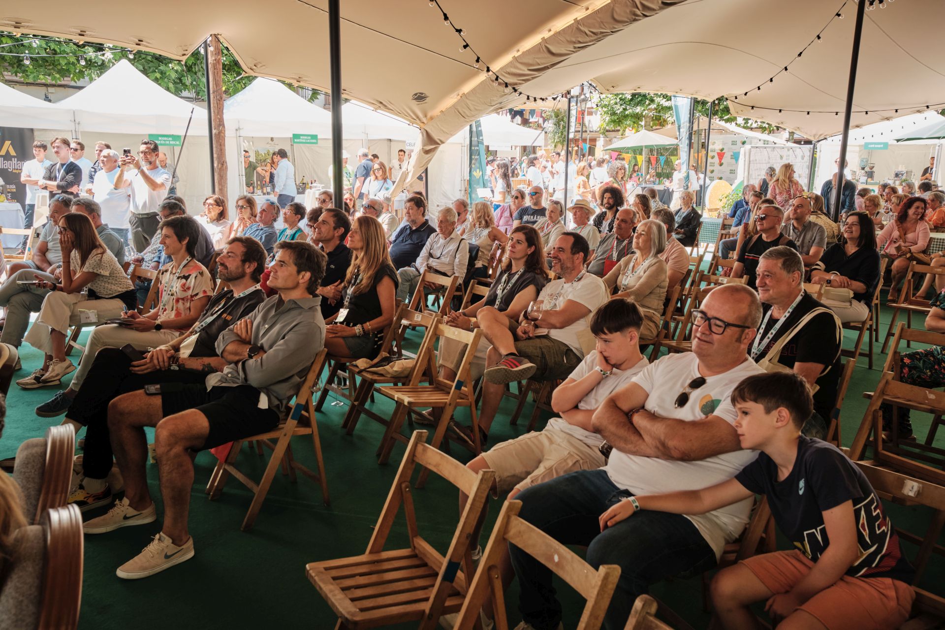 La paella más solidaria con la zona cero se cocina a 600 kilómetros de Valencia