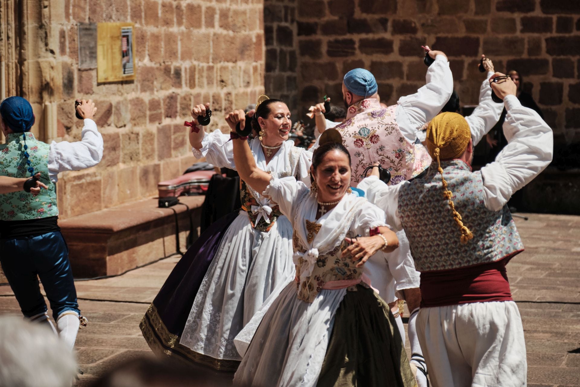 La paella más solidaria con la zona cero se cocina a 600 kilómetros de Valencia