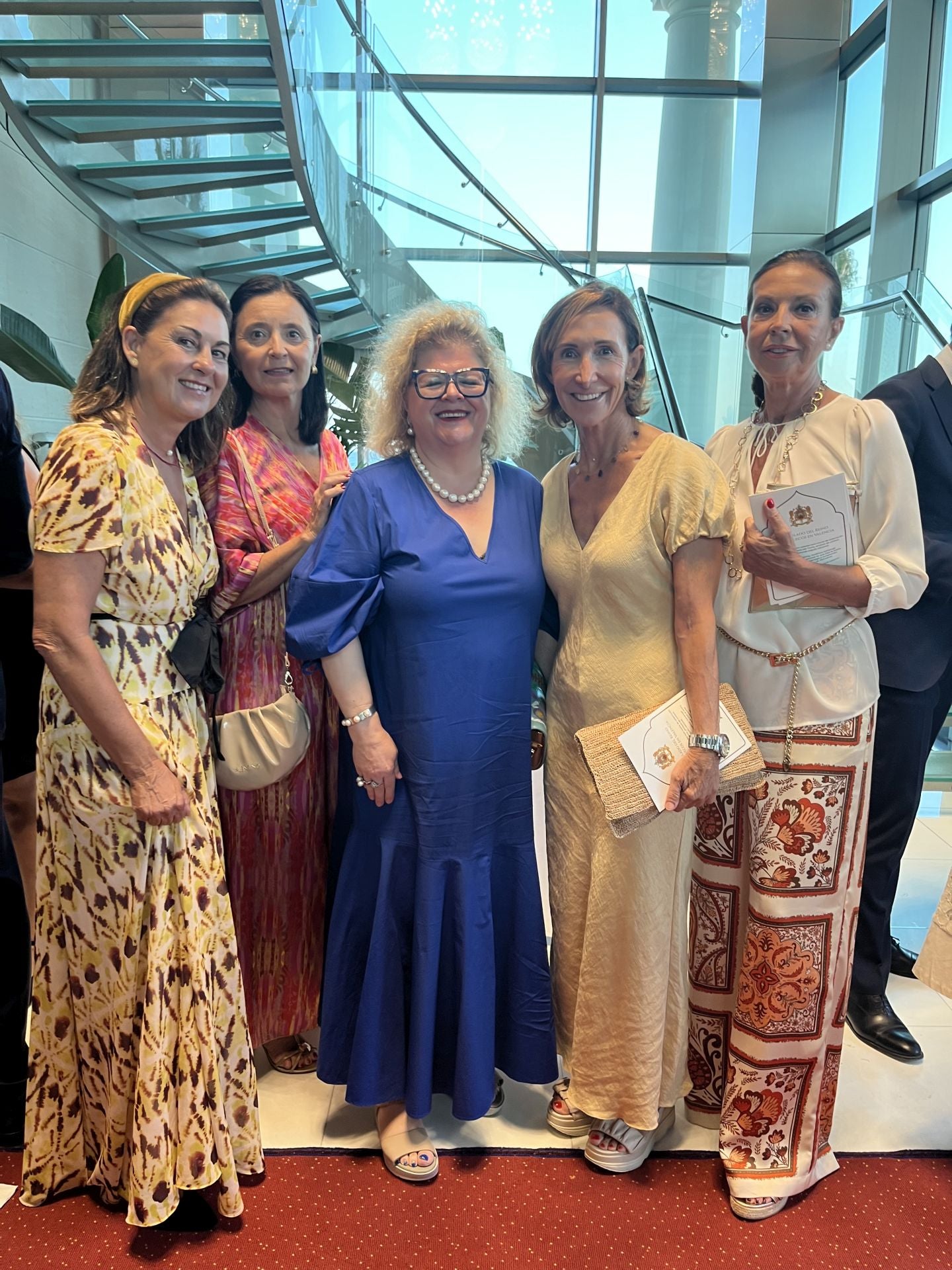 Loles López, Lourdes Soriano, Amparo Bertomeu, Cristina Villó y Lourdes Soriano.