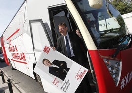 Ximo Puig, en la campaña electoral que le llevó a la Generalitat.