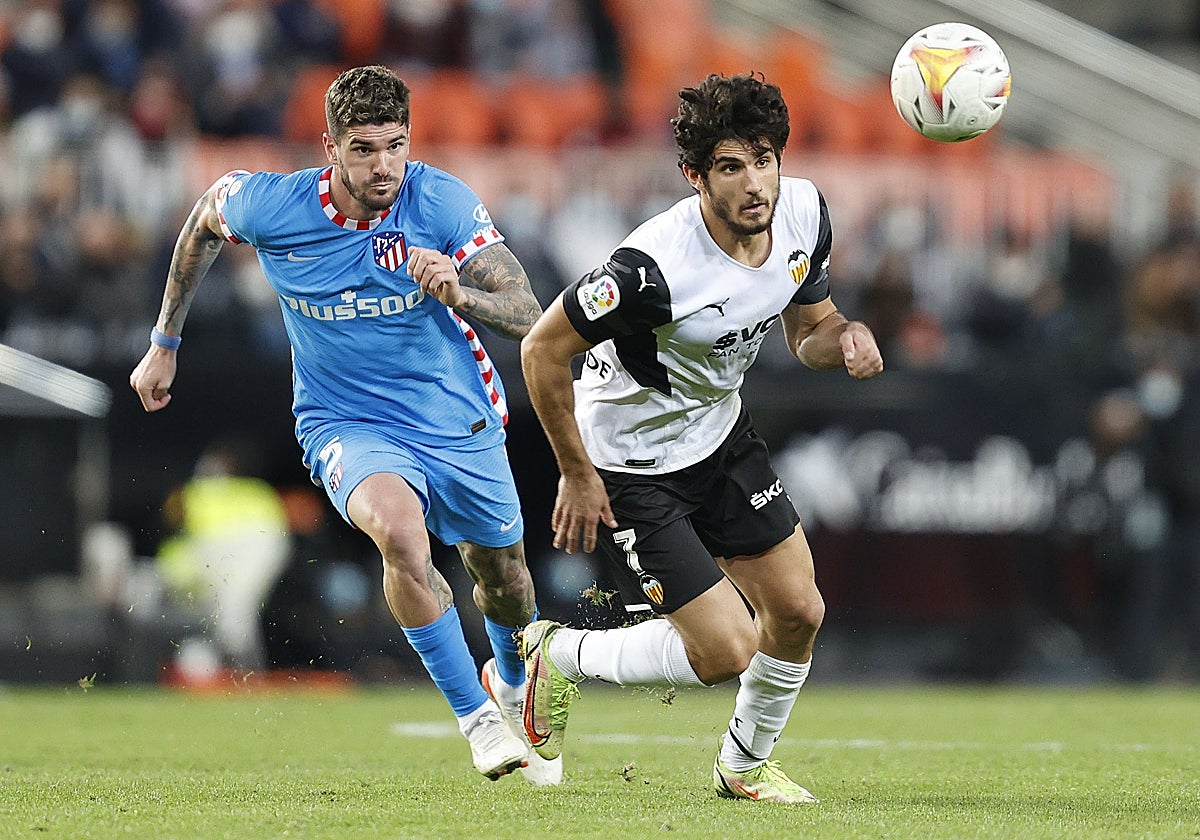 Guedes, durante su etapa en Mestalla.