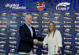 Emily Lima, presentada como nueva entrenadora del Levante.