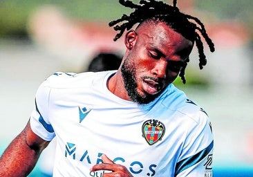 Tres fichajes todavía pendientes en el Levante