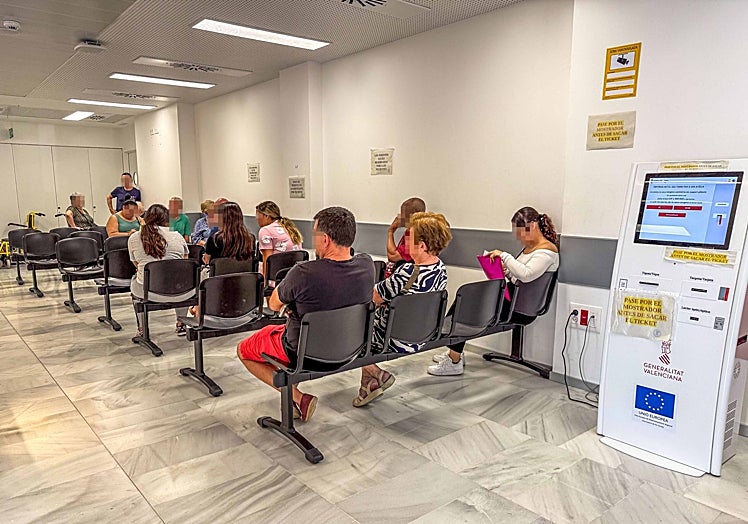 La sala de espera del punto de urgencias de Campanar II.