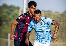 Pablo Martínez, con el Levante.