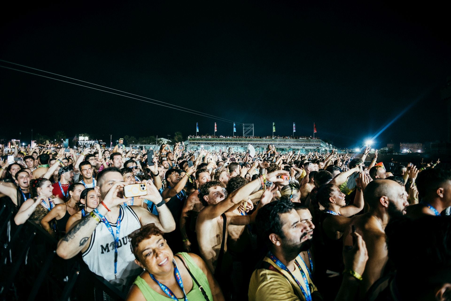 Fotos: Un show de fuegos artificiales y 250 drones ilumina el cielo del Medusa