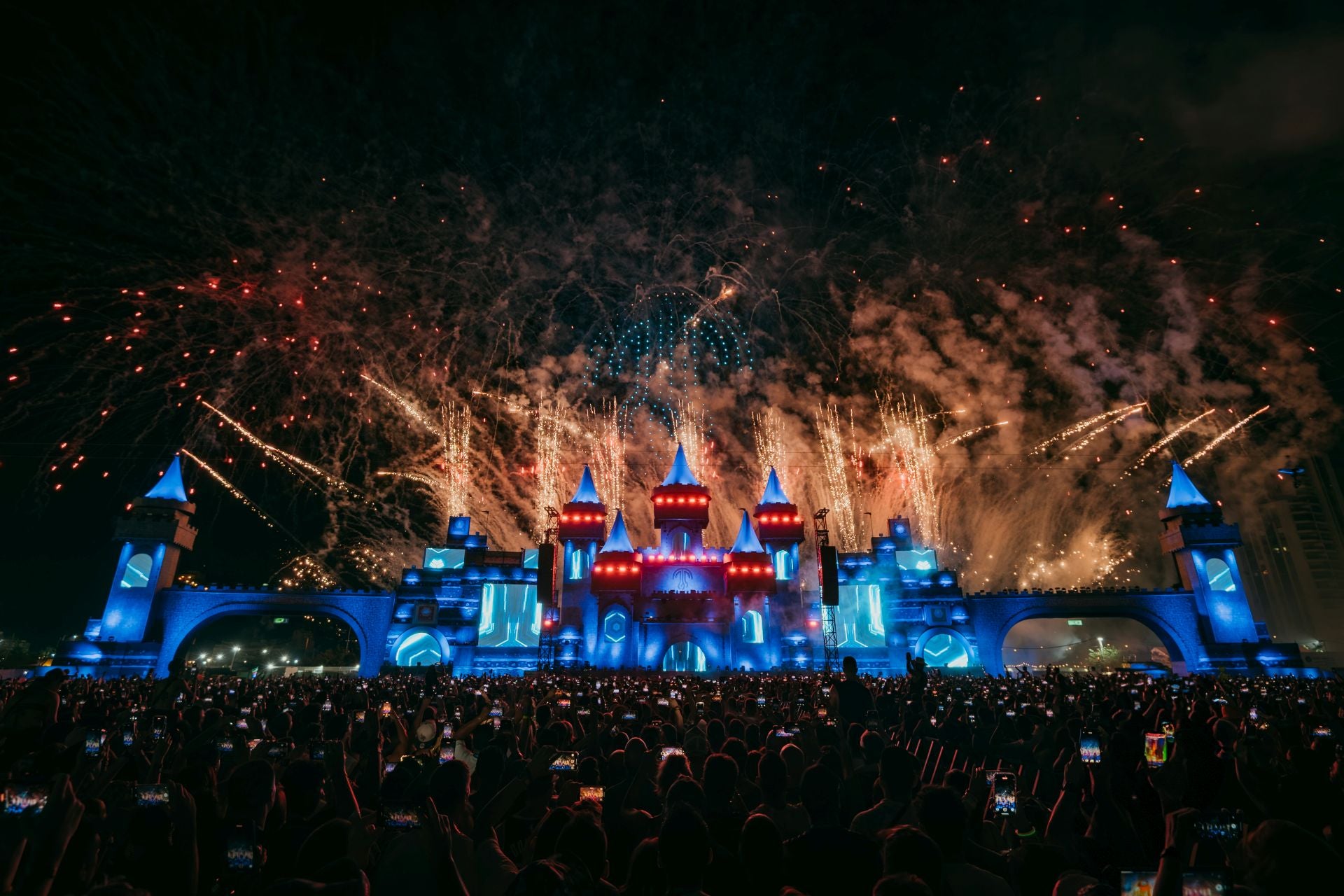 Medusa Festival 2025: Más de 56.000 personas disfrutan hasta la madrugada en Cullera