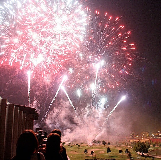 Pirotecnia en el parque San Miguel, Moncada