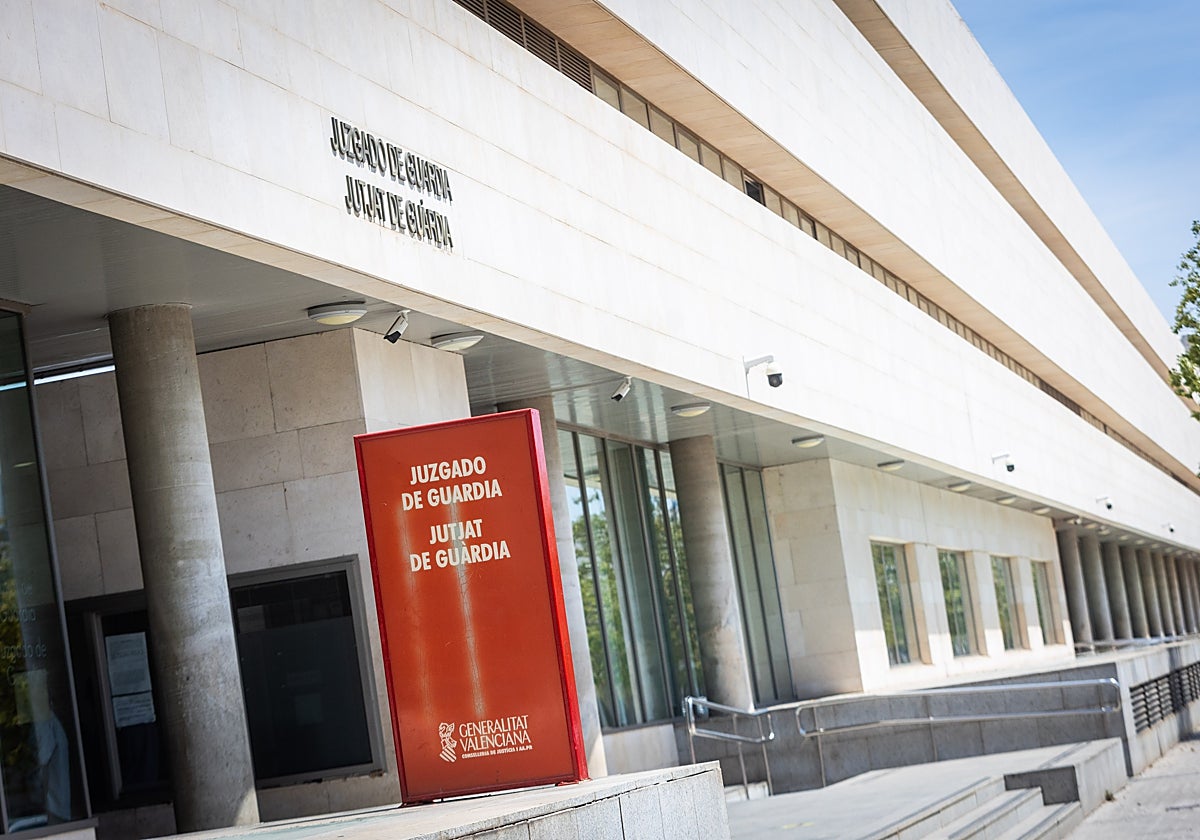 El Juzgado de Instrucción 4 de Valencia, en funciones de guardia, acordó el ingreso en prisión.