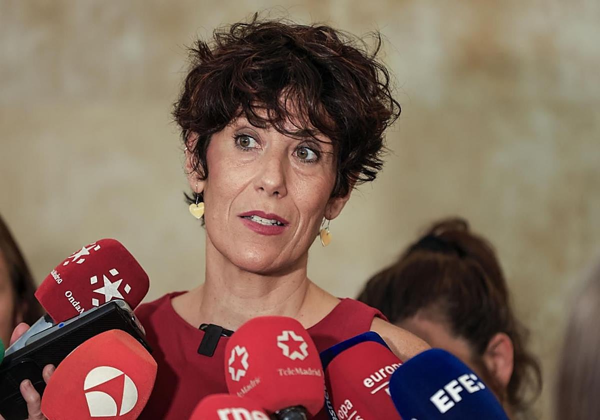 La ministra de Inclusión, Seguridad Social y Migraciones, Elma Saiz