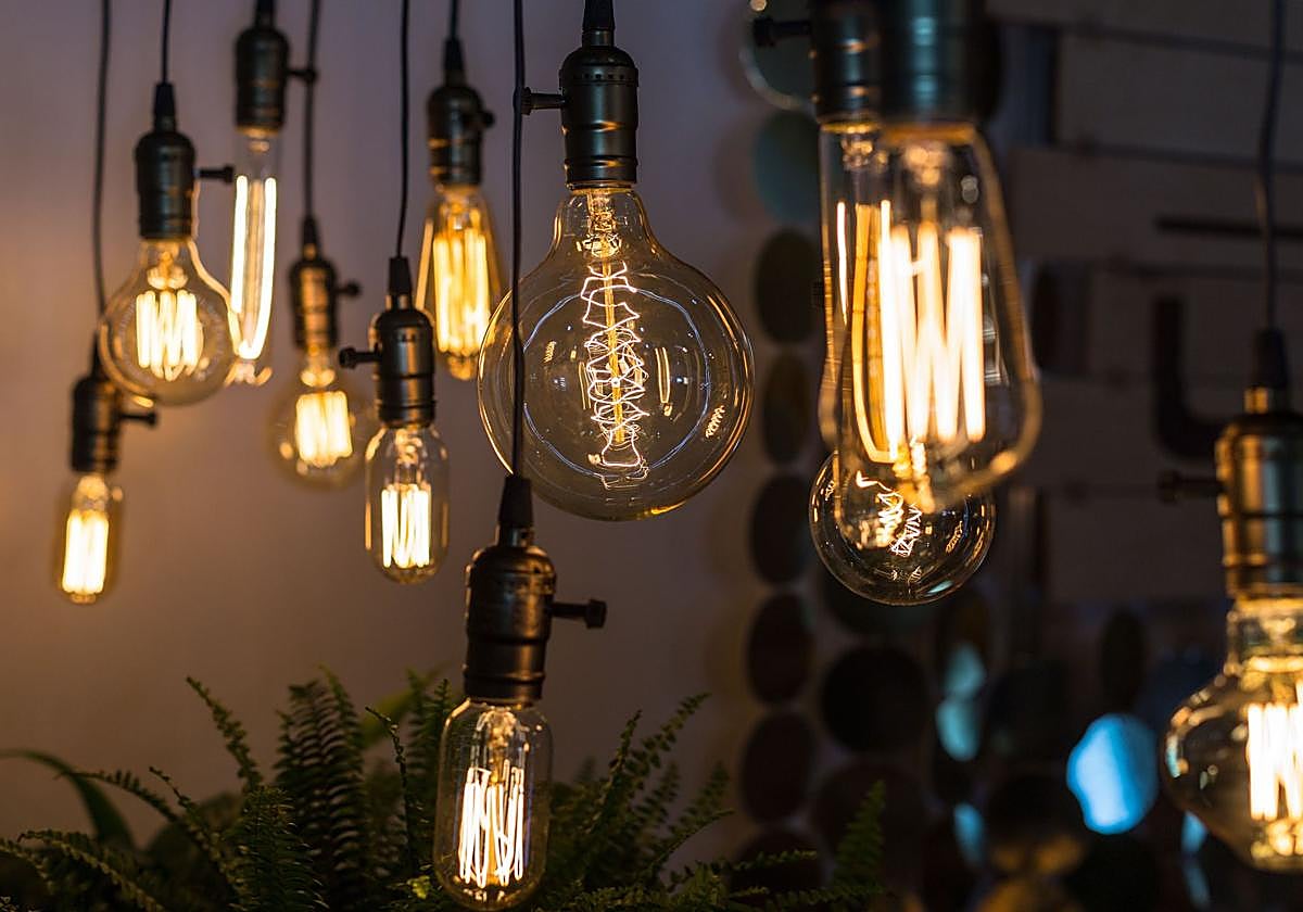 El precio de la luz cambia de tendencia.