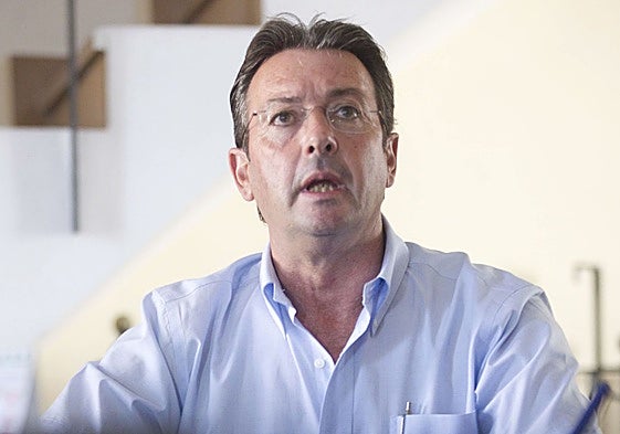 Enrique Aguilar, durante una entrevista para LAS PROVINCIAS en su primer mandato como presidente del Tribunal de las Aguas.