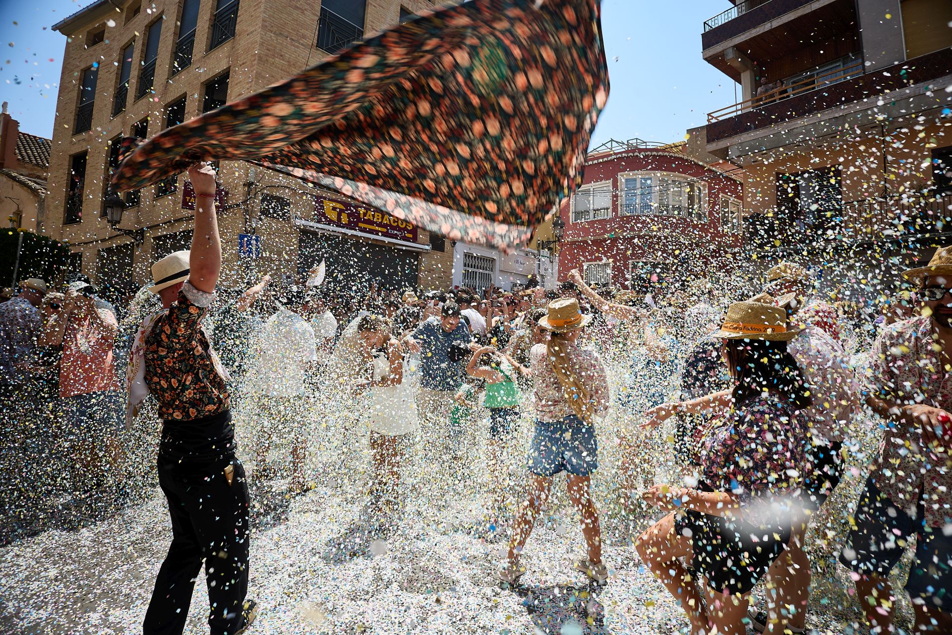 Color, calor, música y &#039;alfàbegues&#039; en Bétera