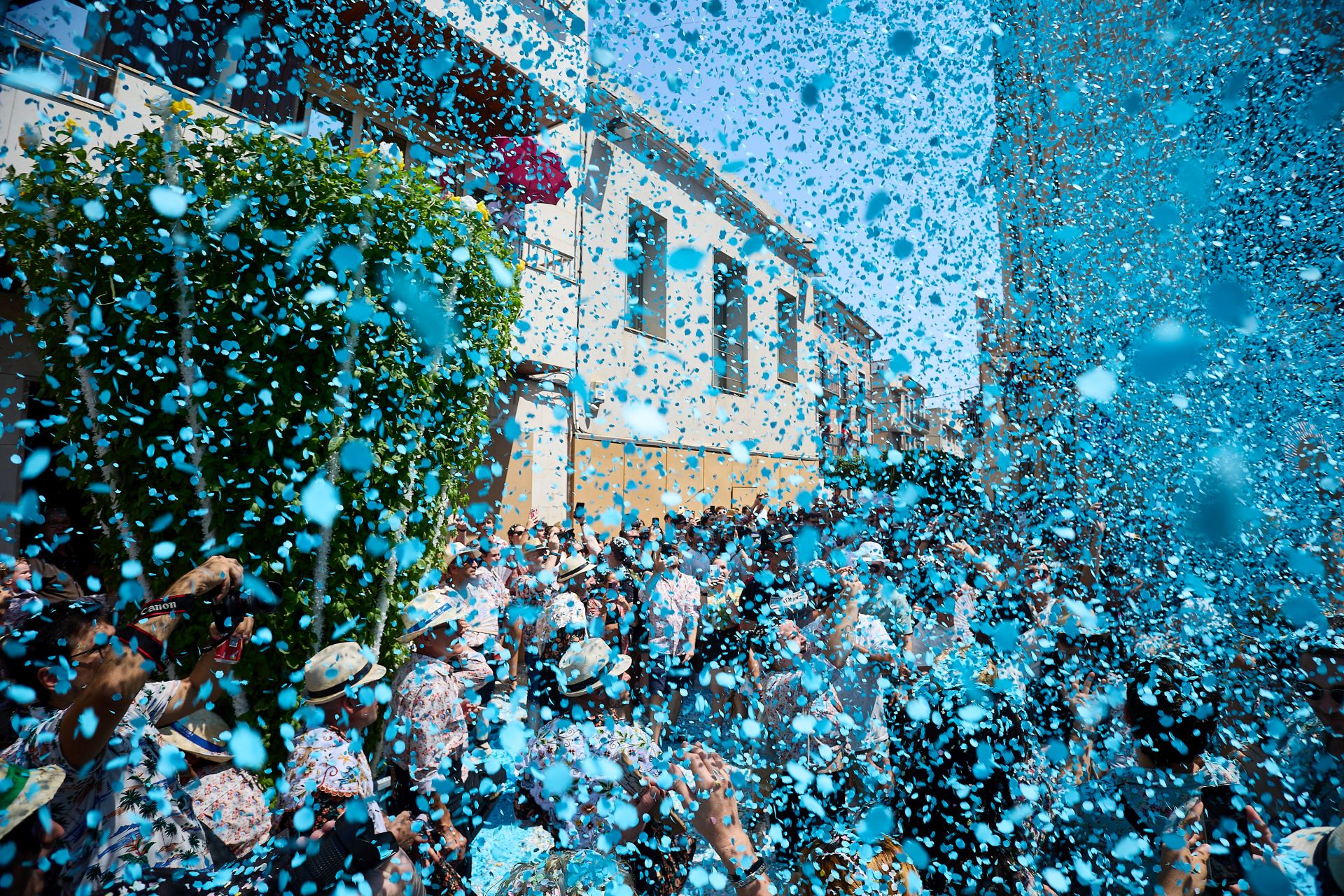 Color, calor, música y &#039;alfàbegues&#039; en Bétera