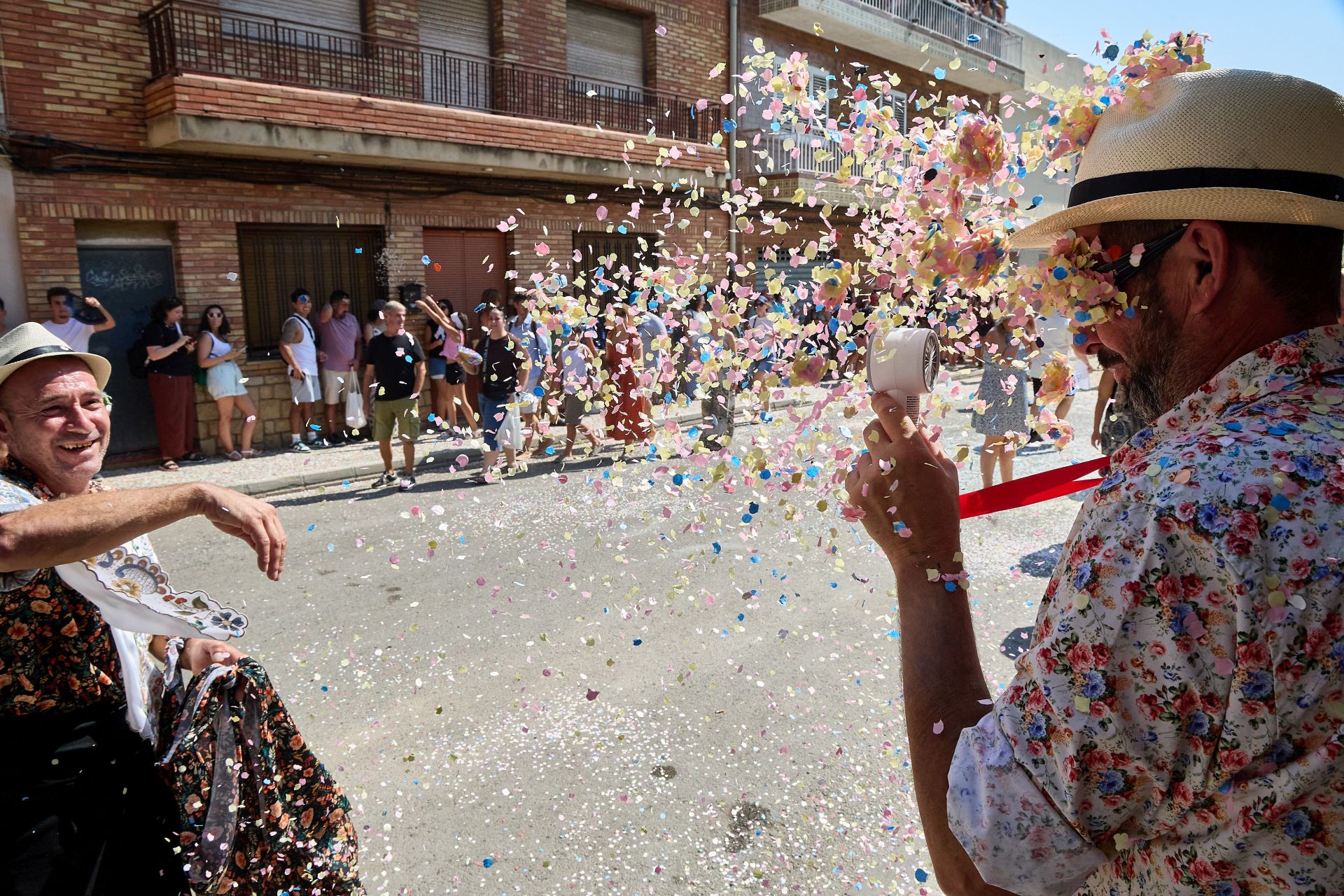 Color, calor, música y &#039;alfàbegues&#039; en Bétera