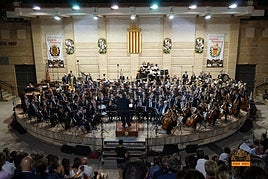 Actuación de la Artística durante el Mano a Mano.