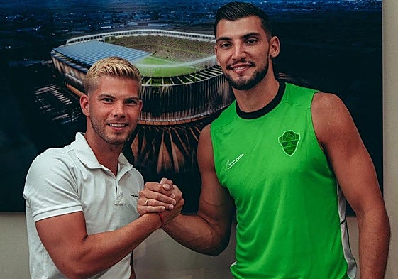 Rafa Mir, en su anuncio como nuevo jugador del Elche.