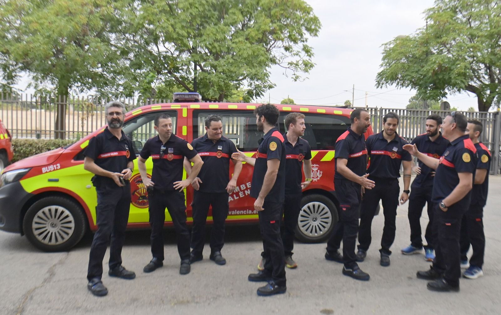 Los bomberos de Valencia parten hacia León para apagar los incendios forestales
