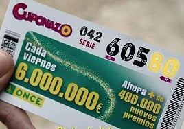 Un boleto del Cuponazo de la ONCE.