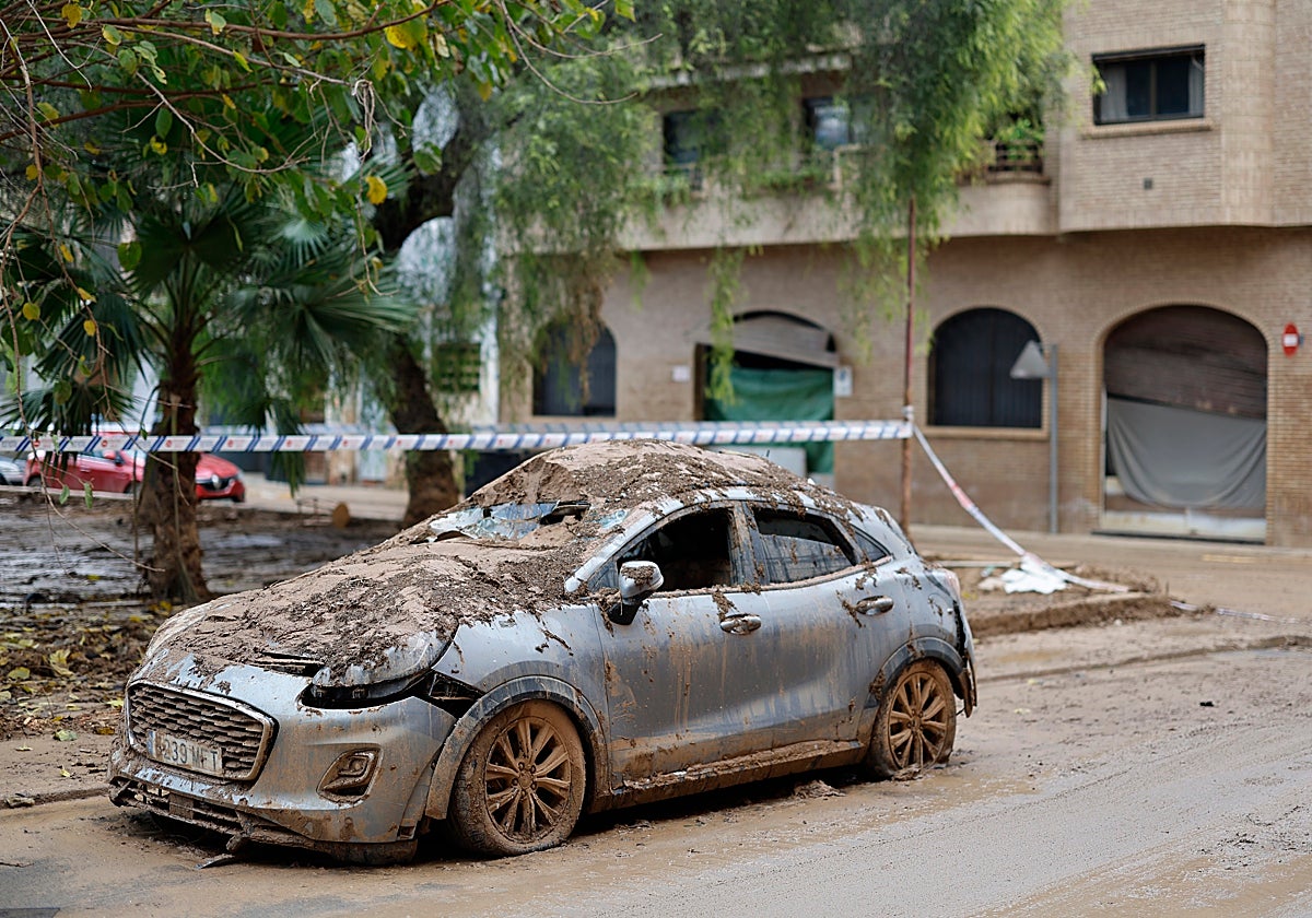 Estado de uno de los miles de vehículos afectados por la dana.
