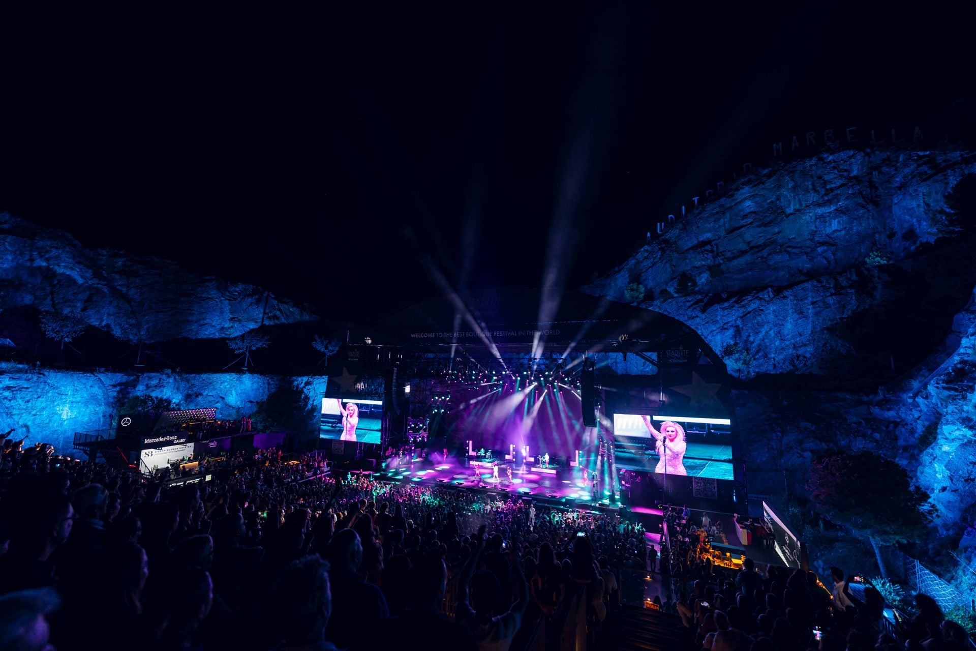 Fotos del concierto de Alaska (Fangoria) y Mario Vaquerizo (Nancys Rubias) en el Starlite de Marbella