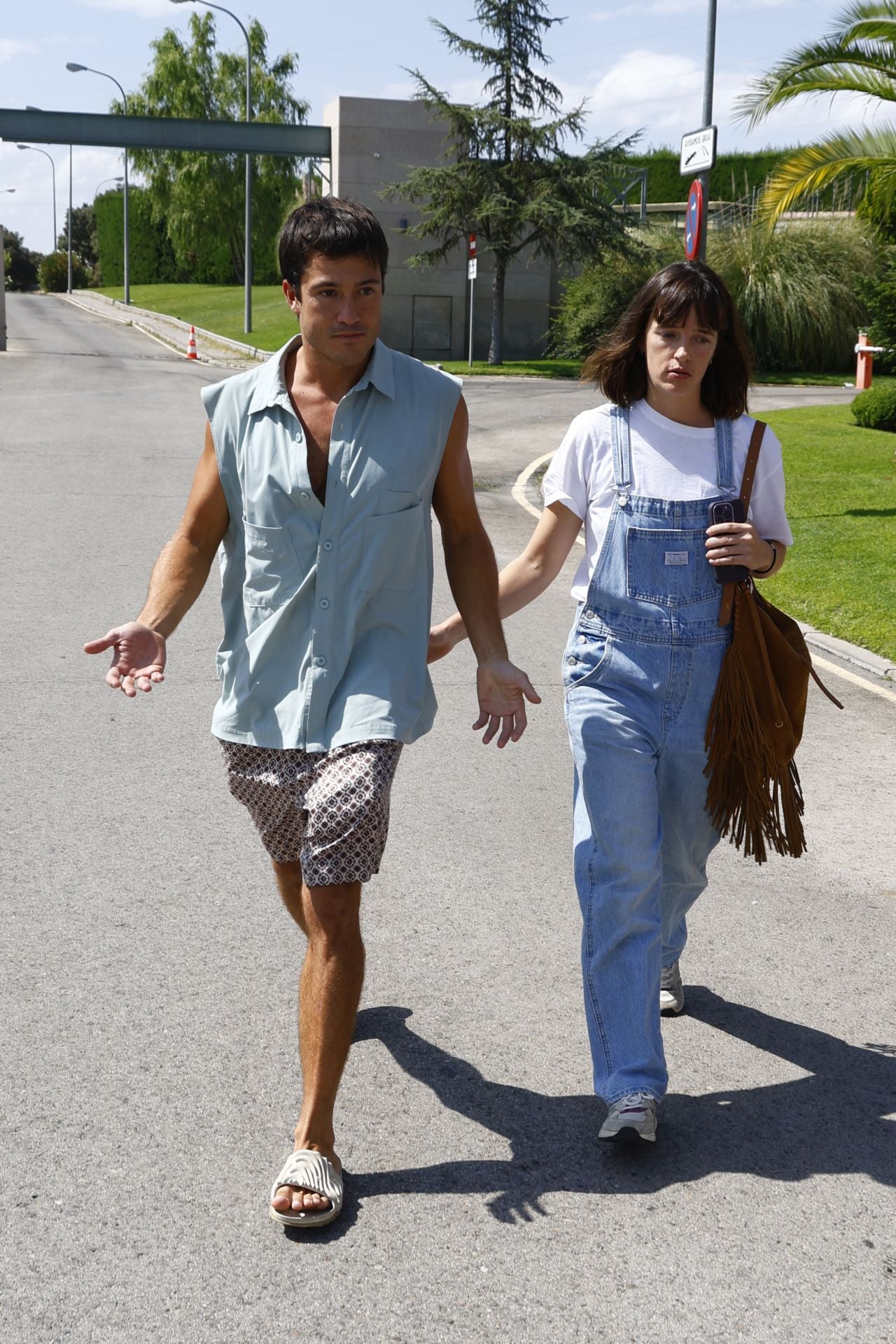 FOTOS | Familiares y amigos dan el último adiós a Verónica Echegui en el tanatoio de La Paz