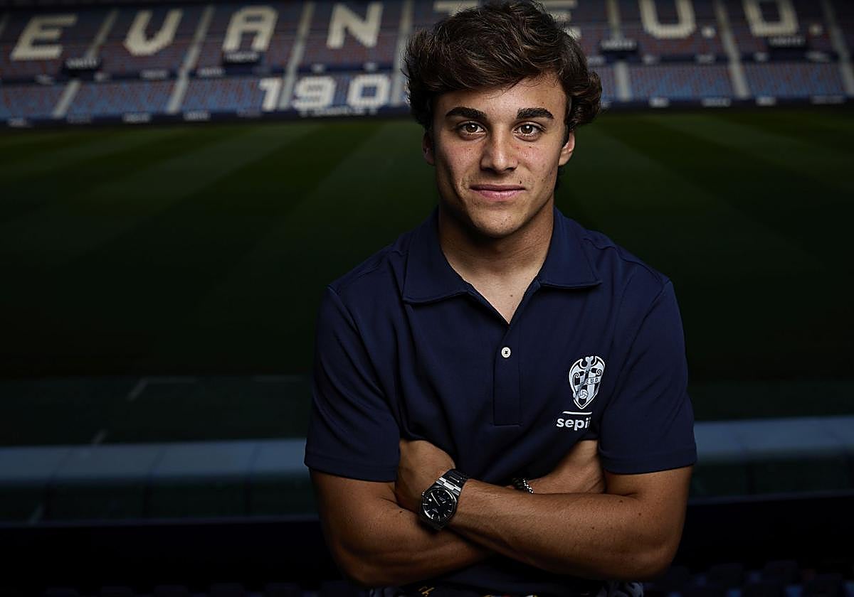 El Levante remite al Benfica a la cláusula de Carlos Álvarez, que es de ...