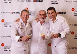 Pablo Ossorio y Rafa Navarro ejercen de anfitriones en la fiesta organizada en Requena.