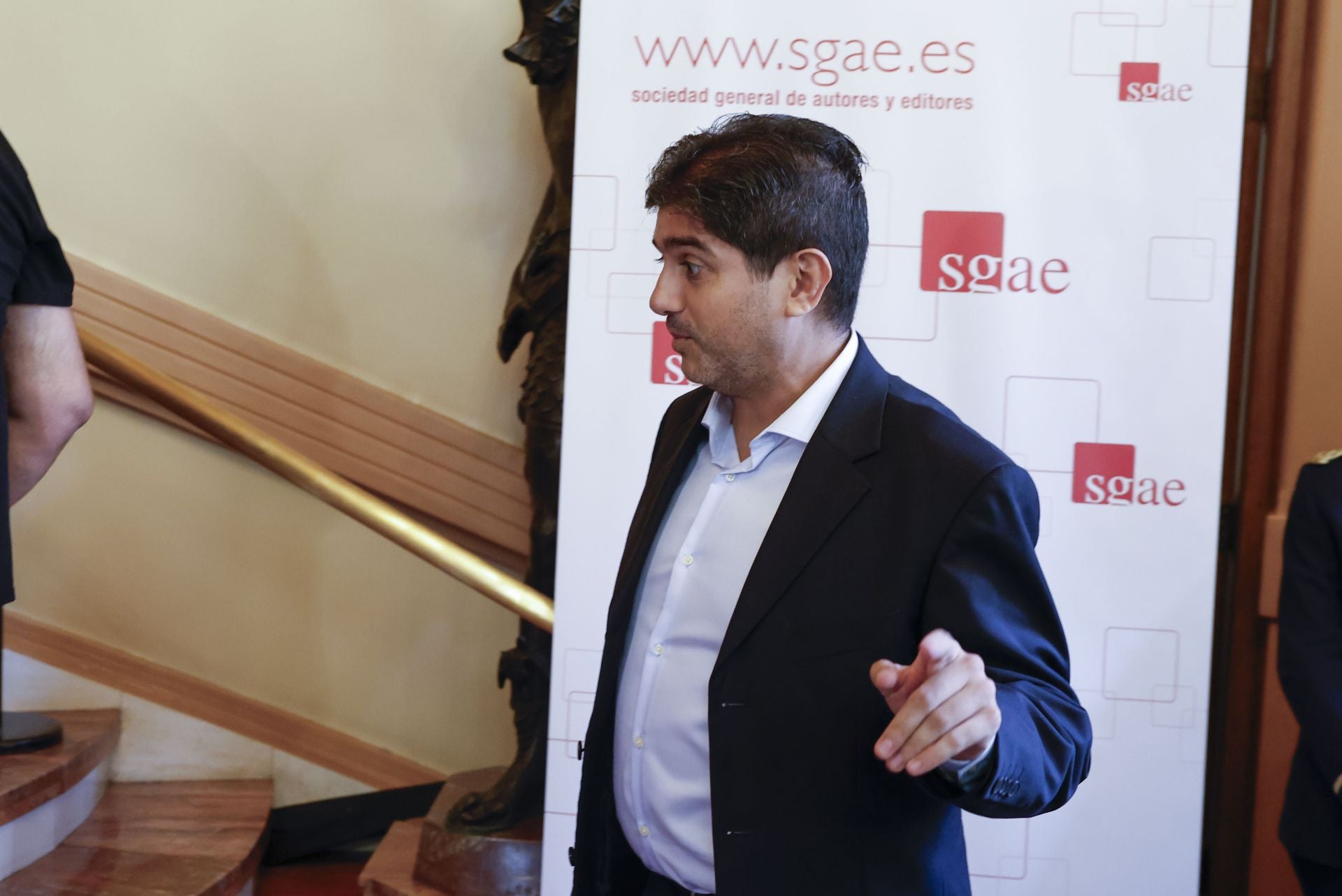 Fotos: desfile de famosos para dar el último adiós a Manolo de la Calva (Dúo Dinámico)