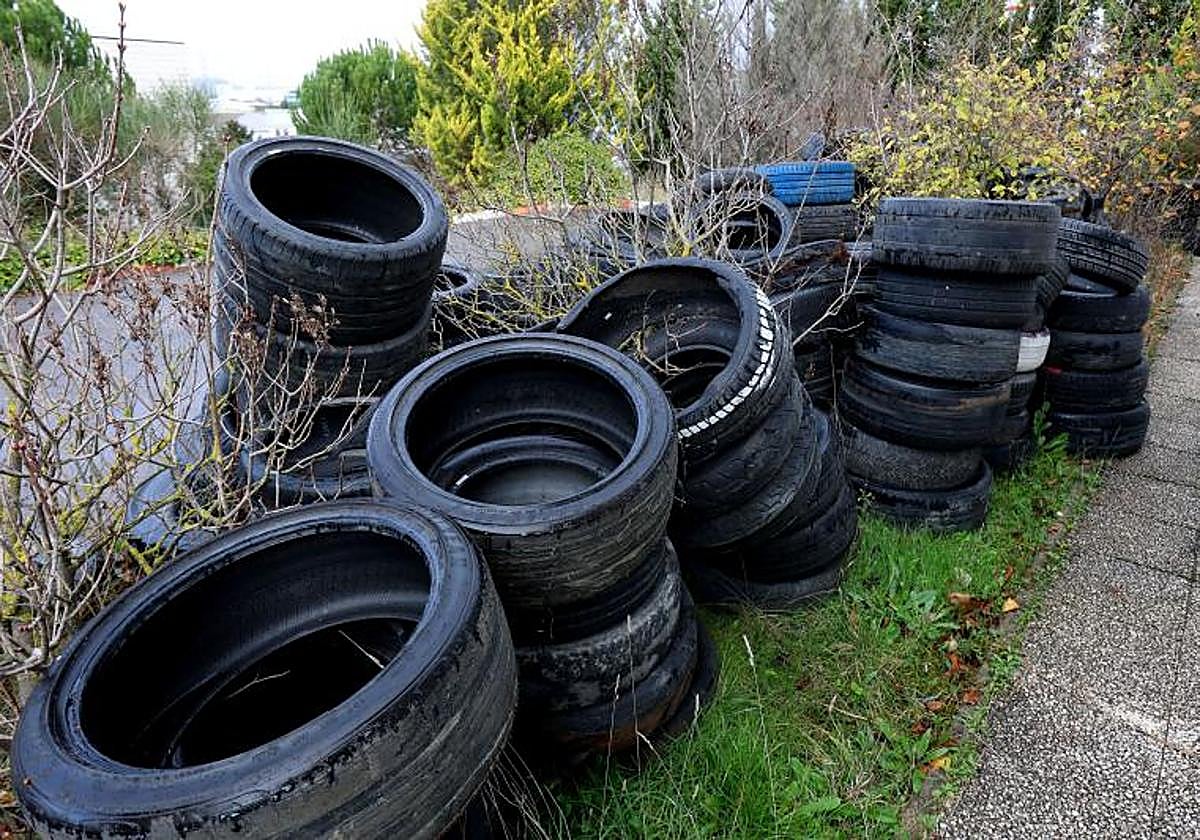 Un punto de recogida de neumáticos, en una imagen de archivo