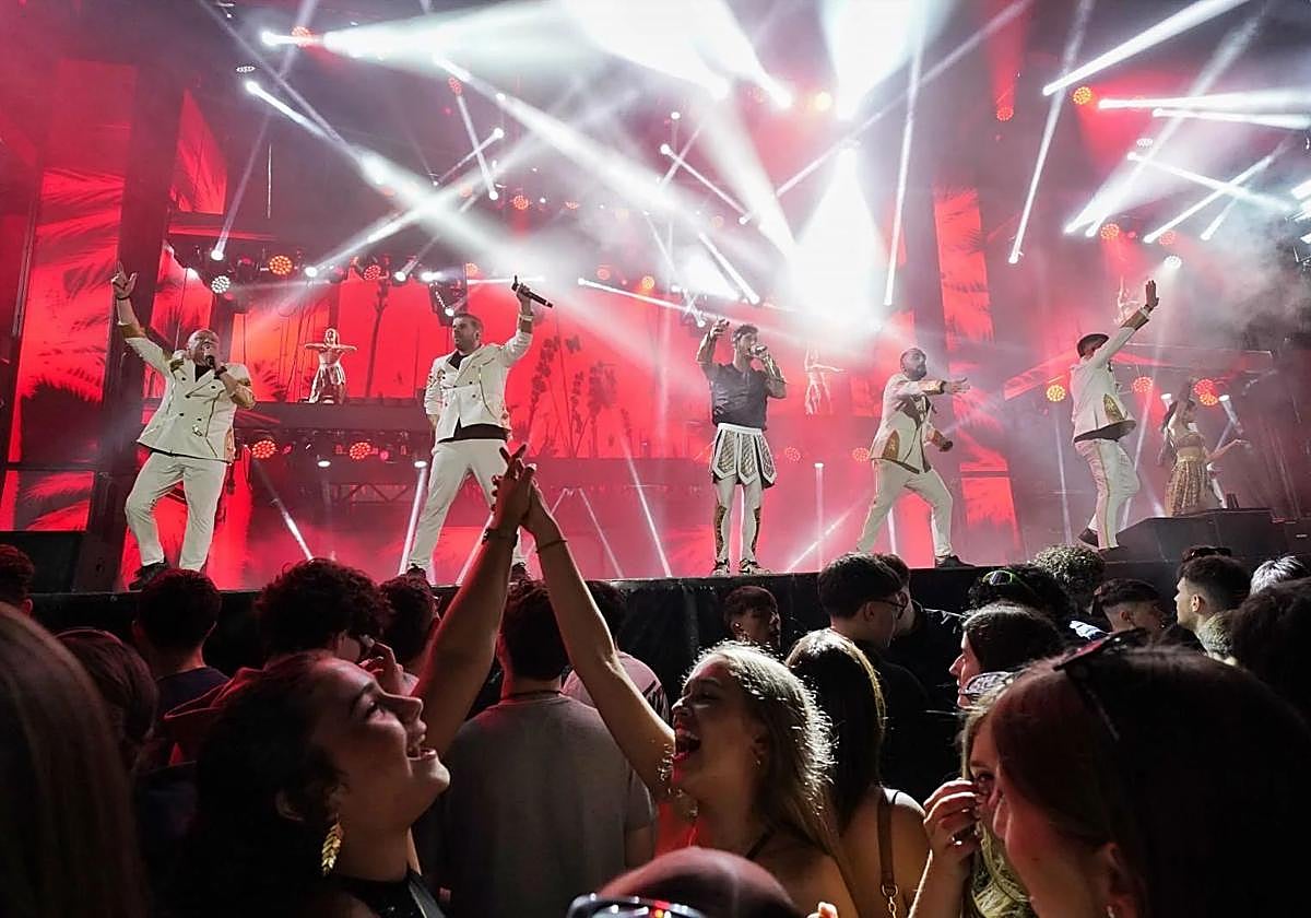 La Orquesta Panorama durante una actuación.