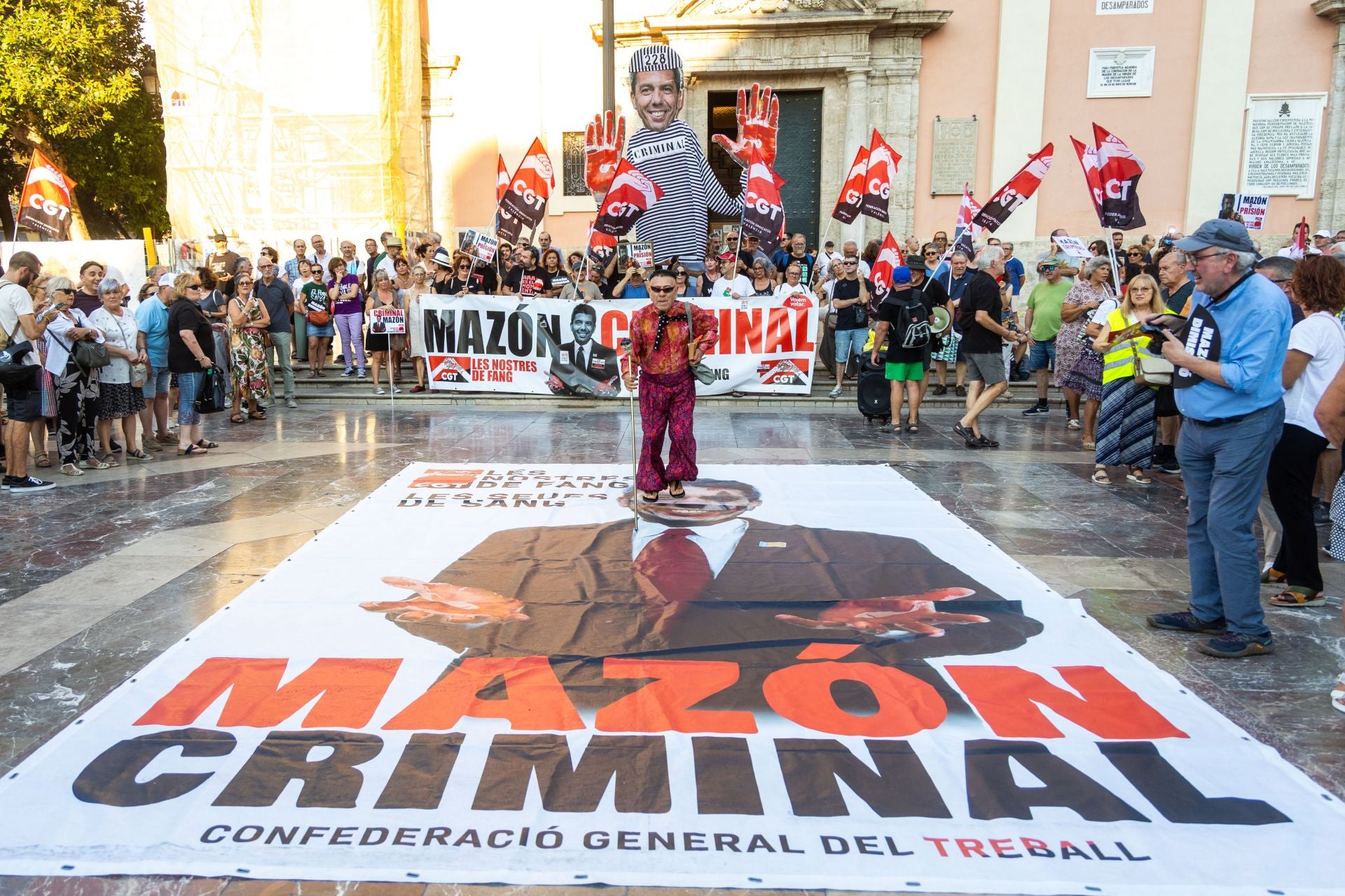 FOTOS | La décima manifestación contra Mazón en Valencia, diez meses después de la dana